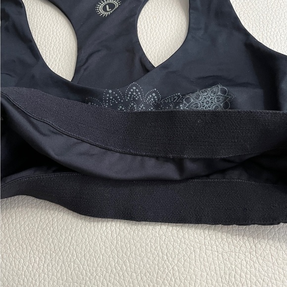 NWT - Desigual Women’s Sports Bra - Size L - Picture 6 of 13